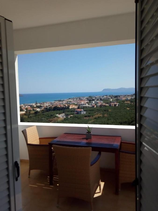 Thea Apartment Agia Marina Eksteriør billede