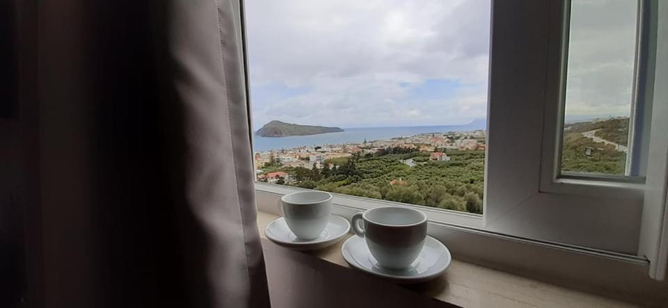 Thea Apartment Agia Marina Eksteriør billede